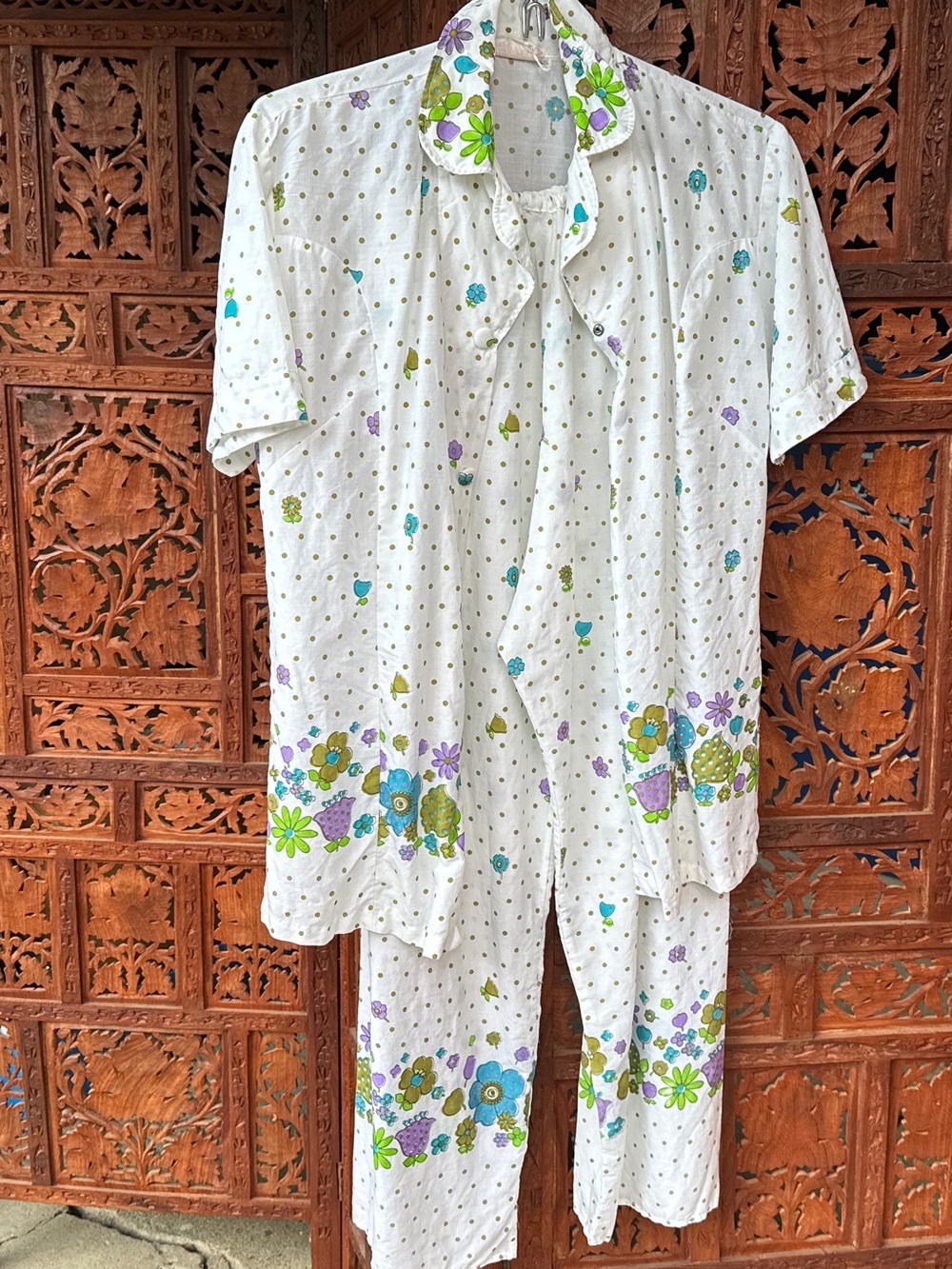 Women's White Floral Cotton XS Vietnamese Pajama Set - Short Sleeve Top & Pants